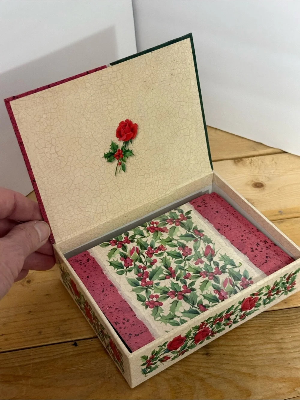 Vintage American Greetings Christmas Keepsake Box Stationery Set Holly Rose New